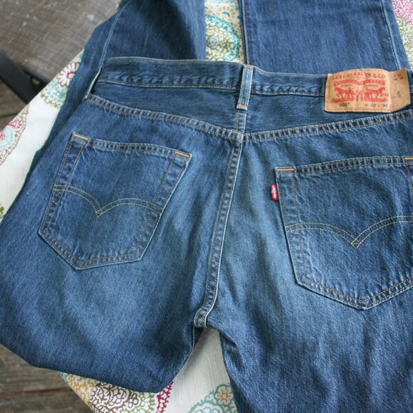 Levi's 501 Button Fly Jeans - Picture 5 of 6
